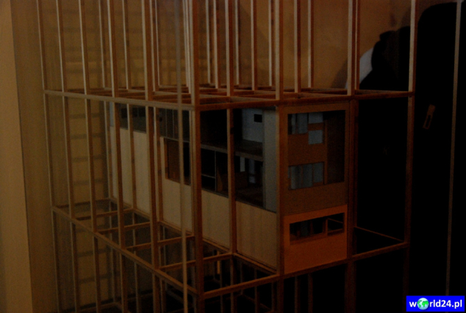 Europa-Niemcy-Berlin-Unité d'Habitation-2007