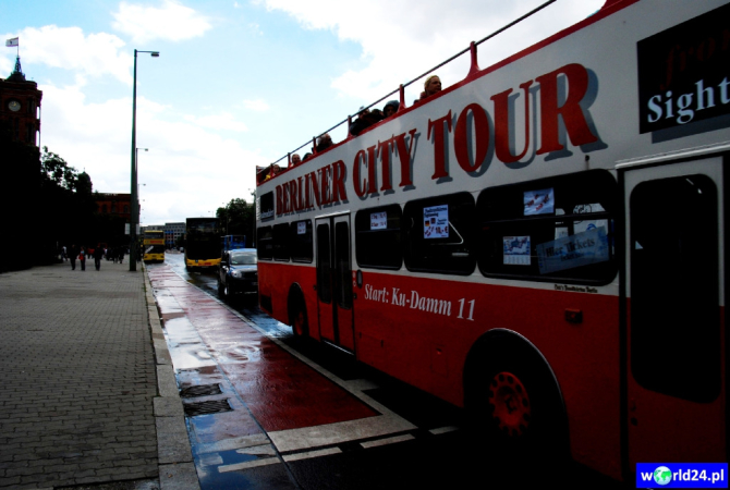 Europa-Niemcy-Berlin-Kurfürsterdamm-2011