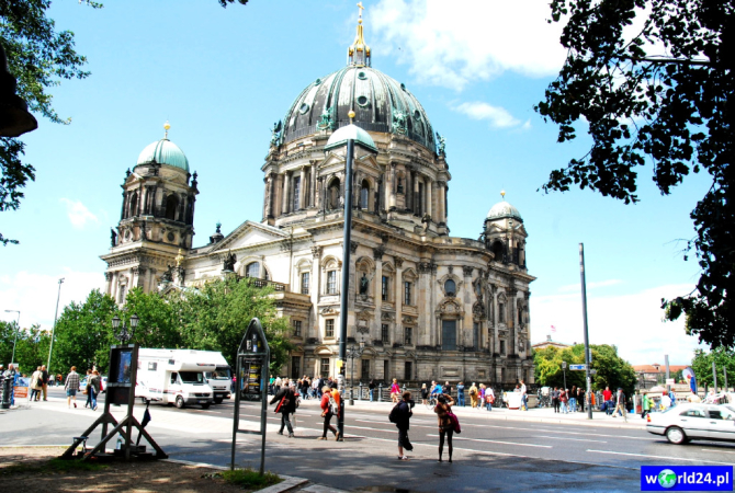 Europa-Niemcy-Berlin-Kurfürsterdamm-2011