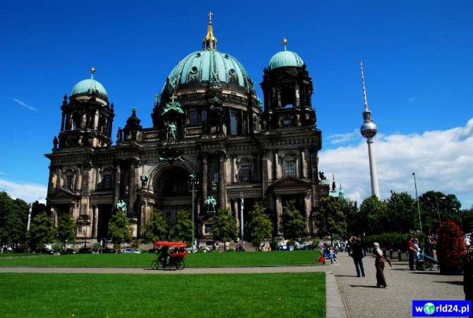 Europa-Niemcy-Berlin-Kurfürsterdamm-2011 (2)