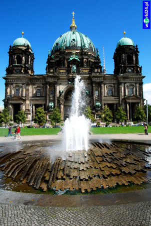 Europa-Niemcy-Berlin-Kurfürsterdamm-2011 (2)