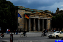 Europa-Niemcy-Berlin-Kurfürsterdamm-2011 (3)