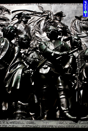 Europa-Niemcy-Berlin-Kurfürsterdamm-2011 (3)