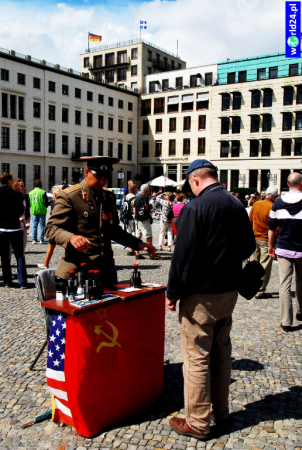 Europa-Niemcy-Berlin-Kurfürsterdamm-2011 (4)