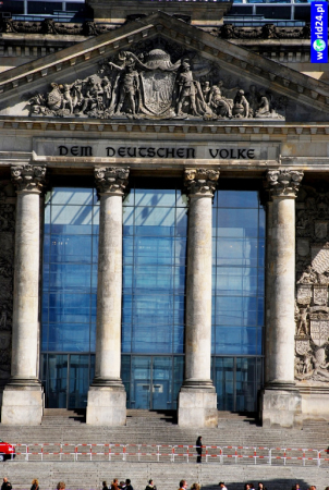 Europa-Niemcy-Berlin-Reichstag-2011