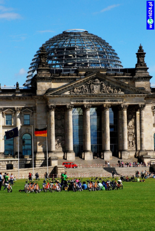 Europa-Niemcy-Berlin-Reichstag-2011 (2)