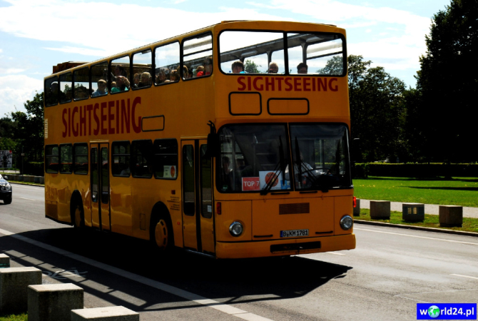Europa-Niemcy-Berlin-Reichstag-2011 (2)