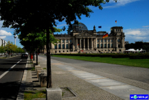 Europa-Niemcy-Berlin-Reichstag-2011 (2)