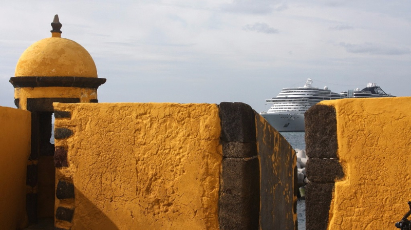 Ocean Atlantycki-Portugalia-Madera-Funchal-2014 W